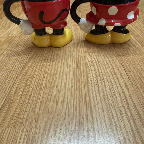 DISNEY.  Yellow and Red Character Mugs - Picture 4 of 5